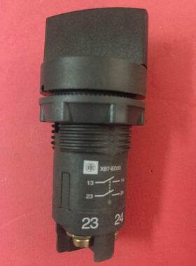 Telemecanique 3挡圆头旋转开关按钮开关拨动开关XB7-ED33