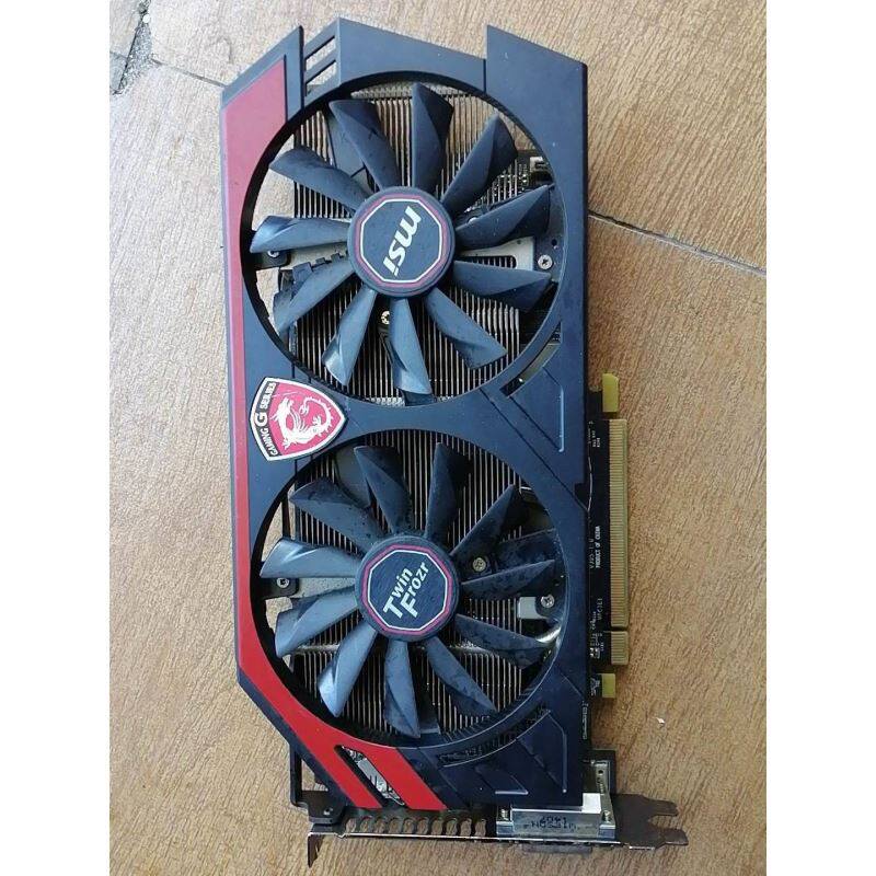 R9270 GAMING 2G 显卡可与R9290 R928