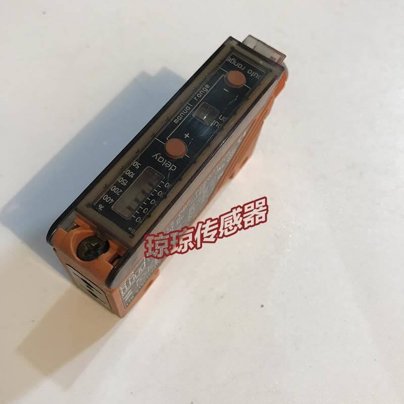 IFM易福门OBF-FPKG/T/US原装OB5013 M12插头光电传感器现