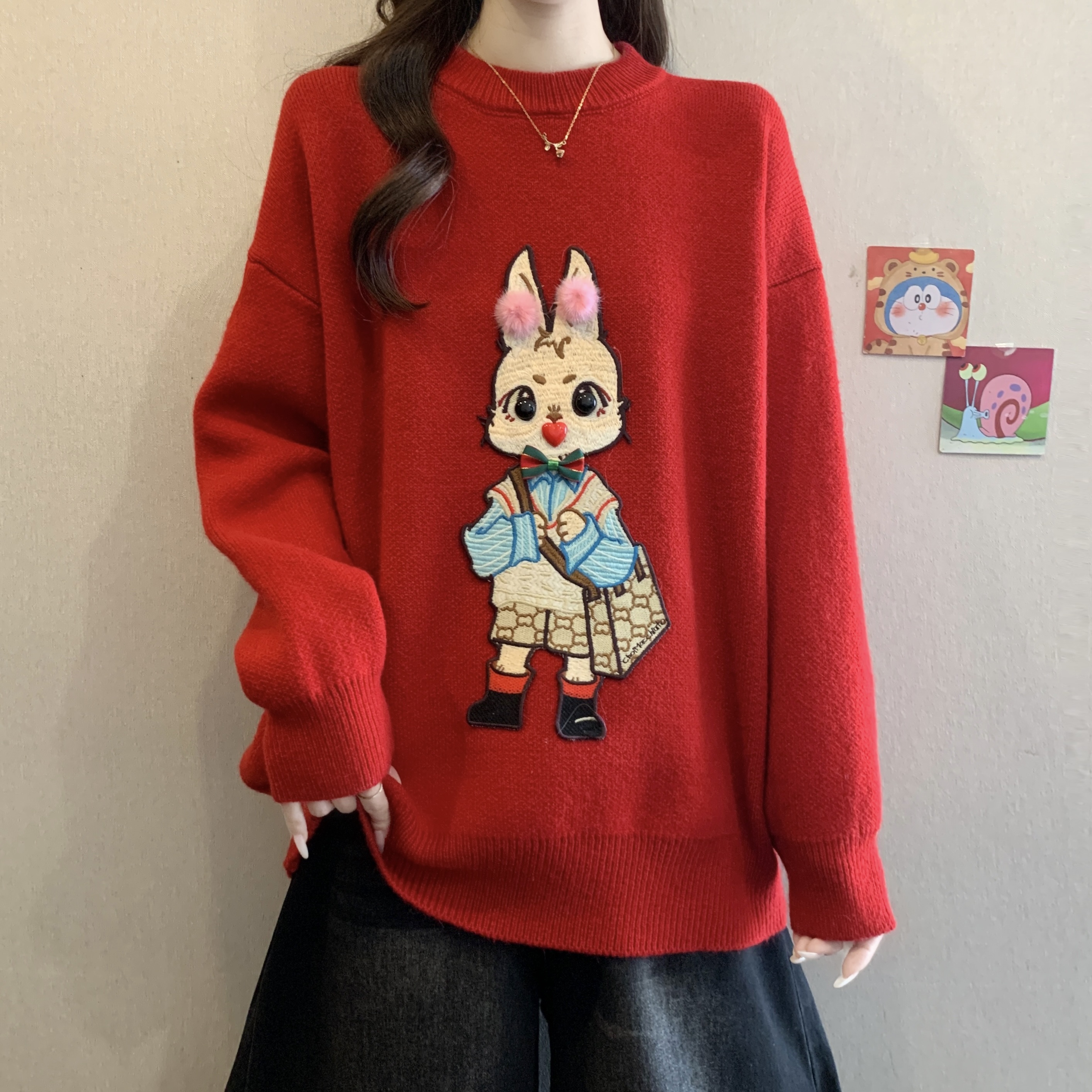 新年圣诞红色小兔刺绣毛衣女秋冬胖MM新款好看减龄慵懒显瘦针织衫