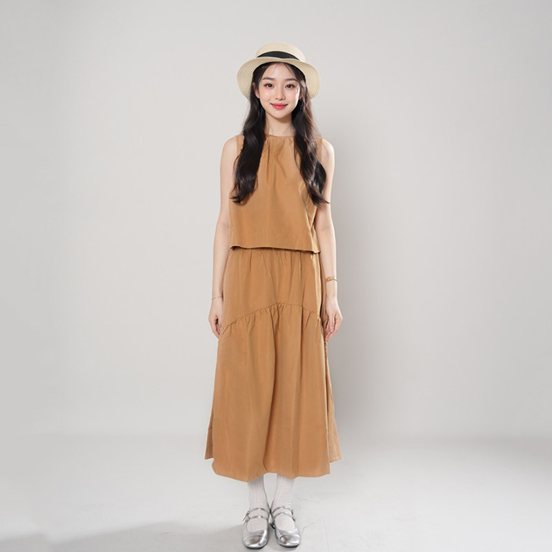 茶系穿搭两件套2025夏季新款设计感宽松遮肉显瘦上衣半身裙套装女