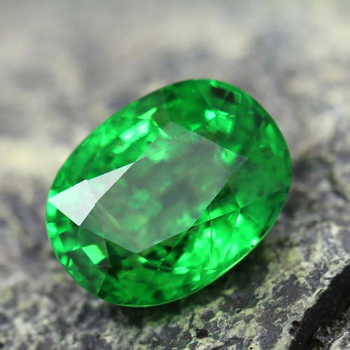 吊坠戒指天然沙弗莱克拉裸石