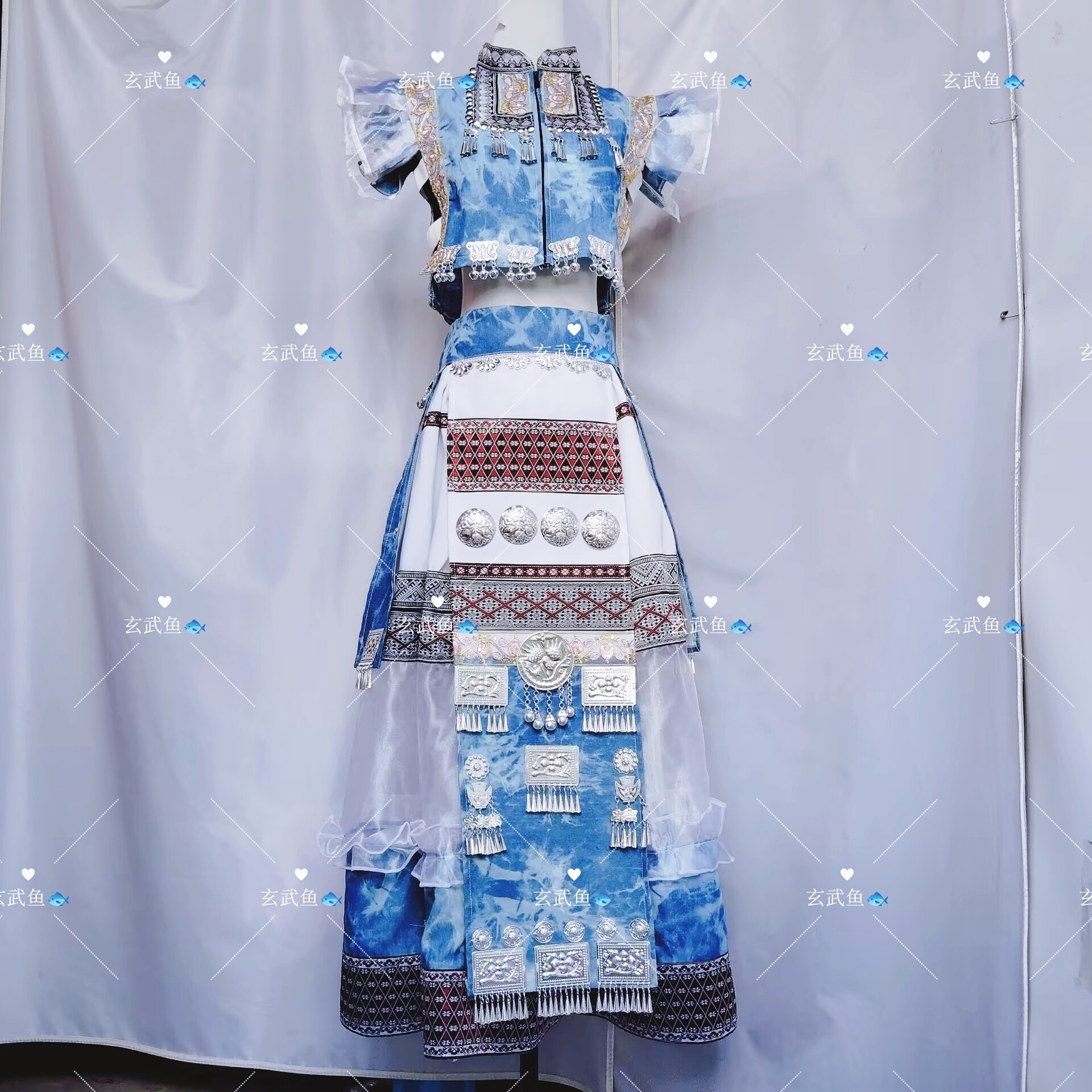 苗族服装成人女贵州苗寨少数民族侗瑶族壮族彝族舞蹈演出服饰长裙