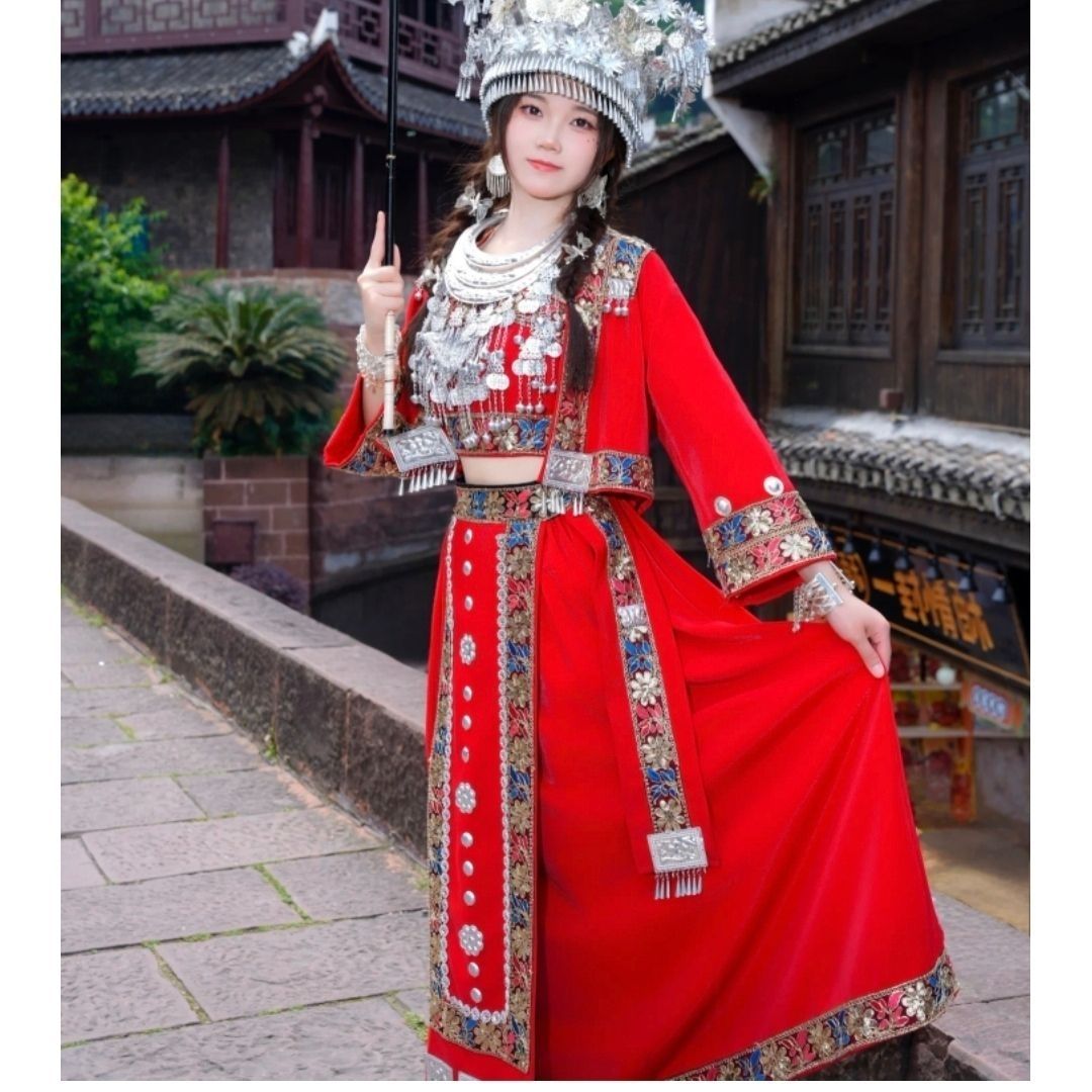新款苗族少女少数民族服装旅拍舞台演出暗红色苗疆服饰民族套装