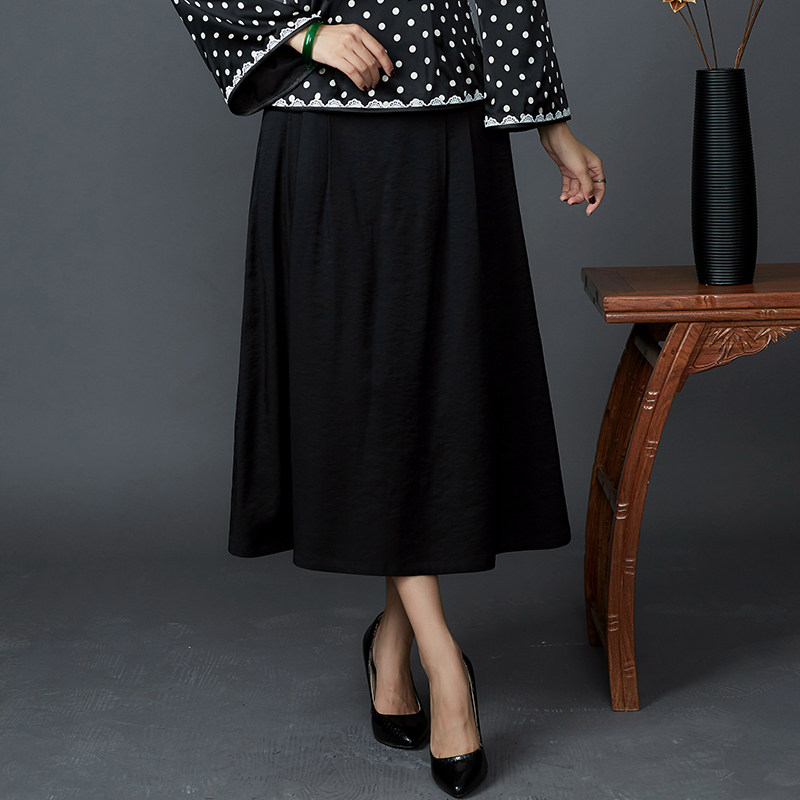 华族经典新款长款大摆裙黑色休闲百搭显瘦半身裙女秋搭配旗袍上衣