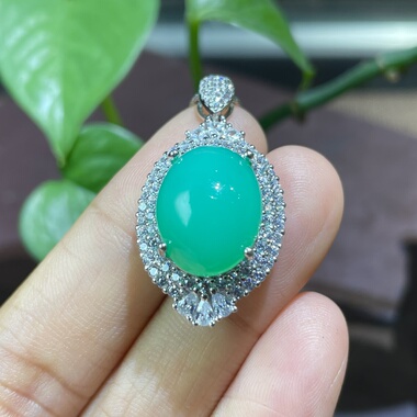 天然冰阳绿澳洲绿玉髓925银镶吊坠时尚百搭送女友