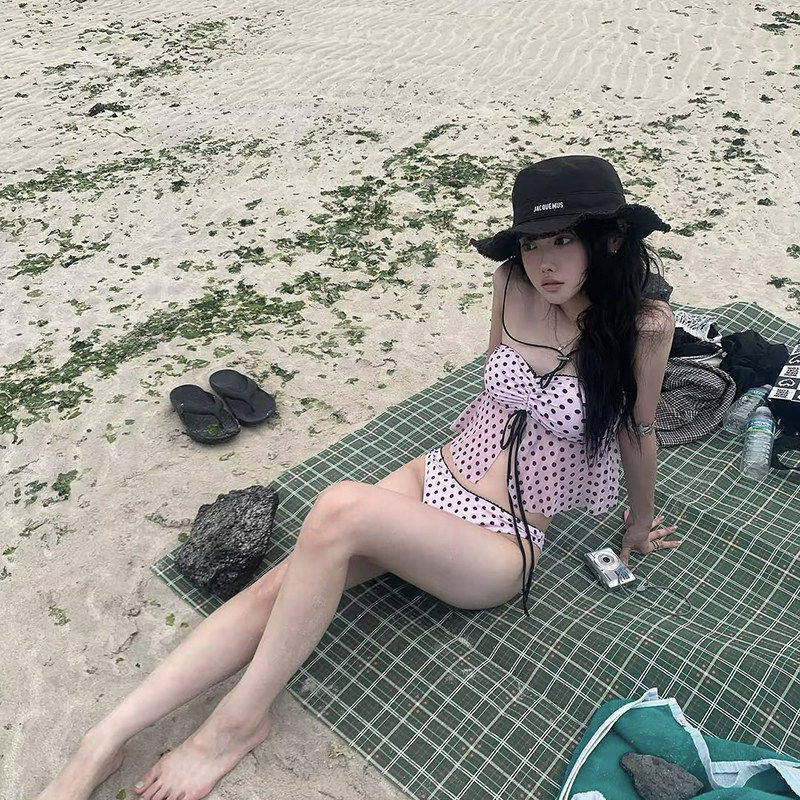 泳衣女新款法式甜辣风粉色波点分体三角小胸比基尼少女度假泡温泉,运动/瑜伽/健身/球迷用品,分体泳衣,淘宝优惠券,粉丝福利购,淘宝优惠卷