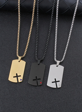 欧美个性简约军牌镂空十字架项链不锈钢吊坠男士嘻哈长款毛衣