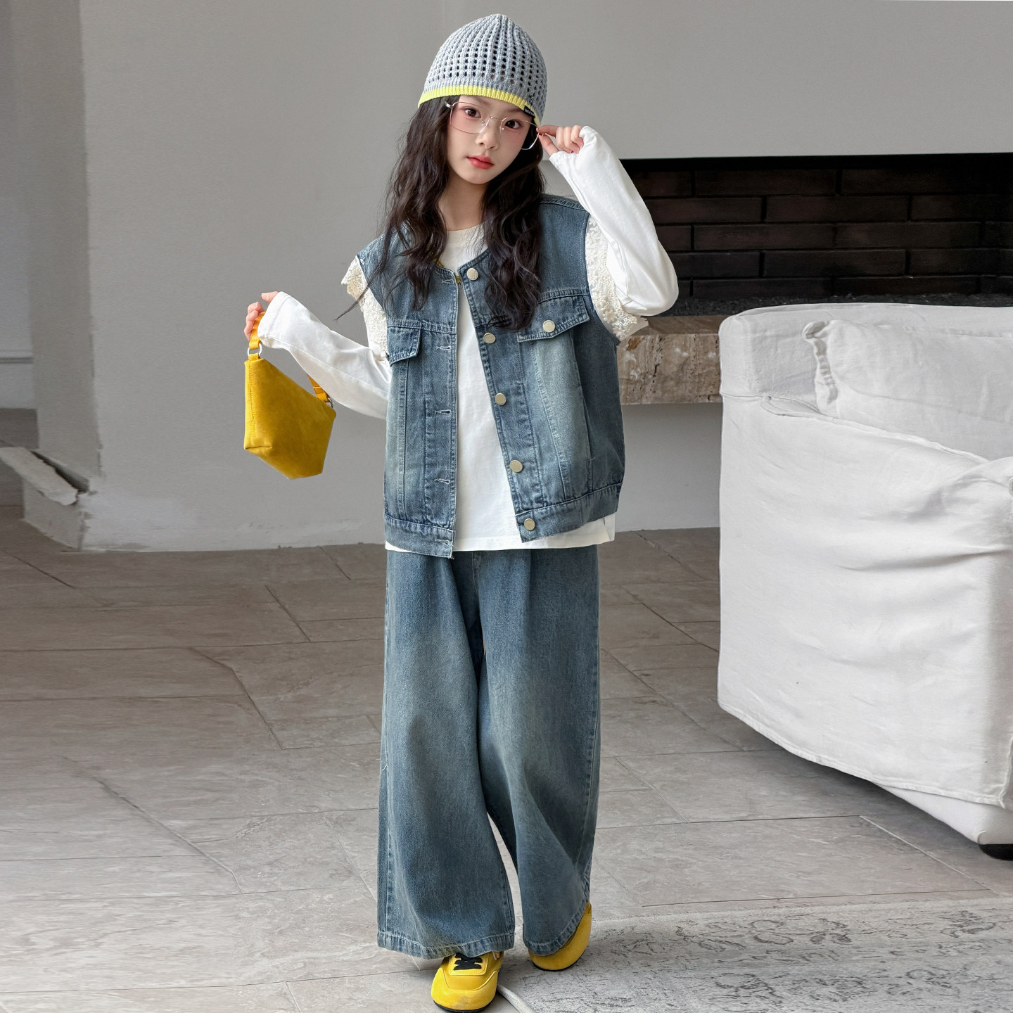 女童牛仔马甲打底衫三件套春秋款2026新款女孩洋气宽松阔腿裤套装,童装/婴儿装/亲子装,套装,淘宝优惠券,粉丝福利购,淘宝优惠卷