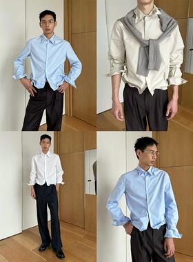 TRENDYWU 主推“清冷”高密棉铝丝扭扭造型三色百搭简约长袖衬衫