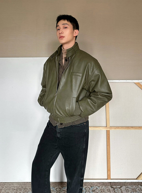 TRENDYWU 轻奢克制“海德”橄榄绿PU皮革加厚3D廓形智性棉服外套