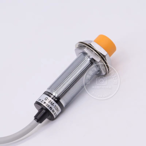 中国沪工集团CHIIB接近开关电感式金属感应G18M-10N1直流三线常开