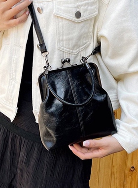 复古英伦高质感手提包2025新款女包时尚通勤单肩包夹口晚宴斜挎包