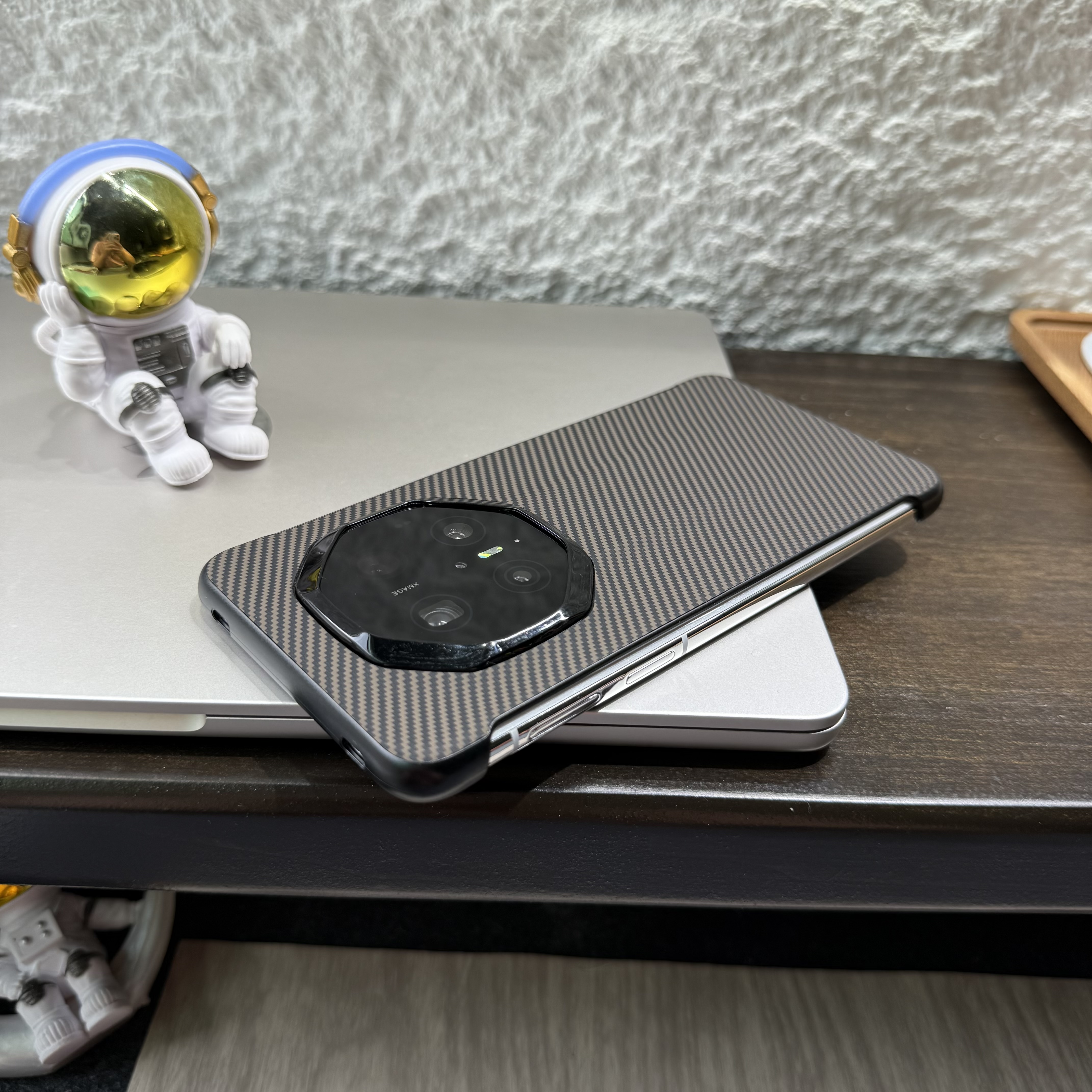 适用于华为mate70RS保时捷手机壳商务简约无边框保护壳华为mate60/50pro仿纤维纹理火山口硬壳mate40pro/30硬