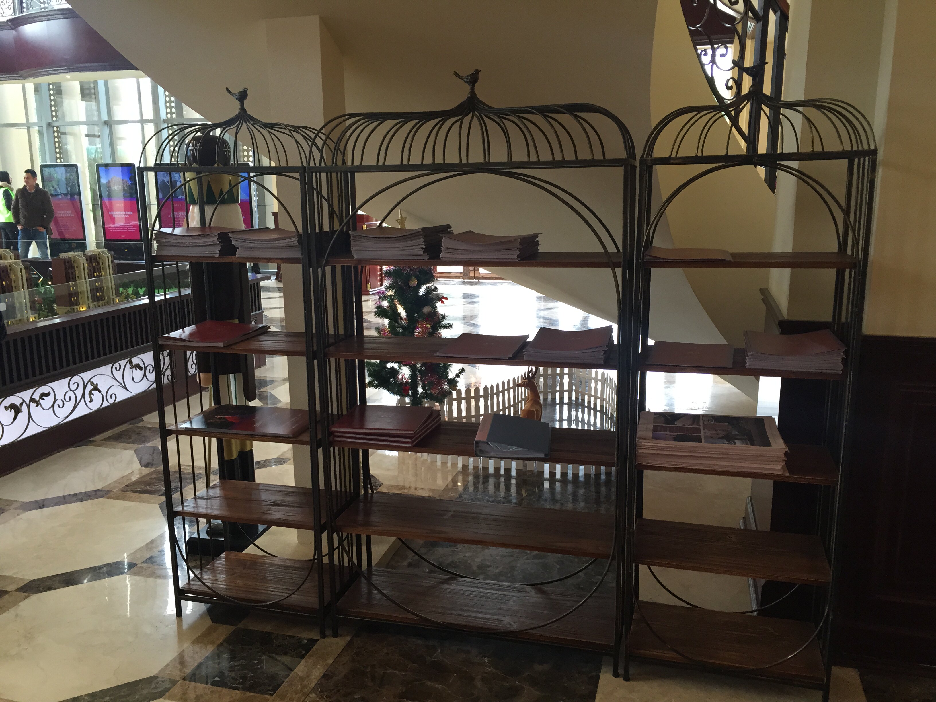 复古实木铁艺隔板置物架书架客厅落地靠墙创意鸟笼展示柜架收纳架