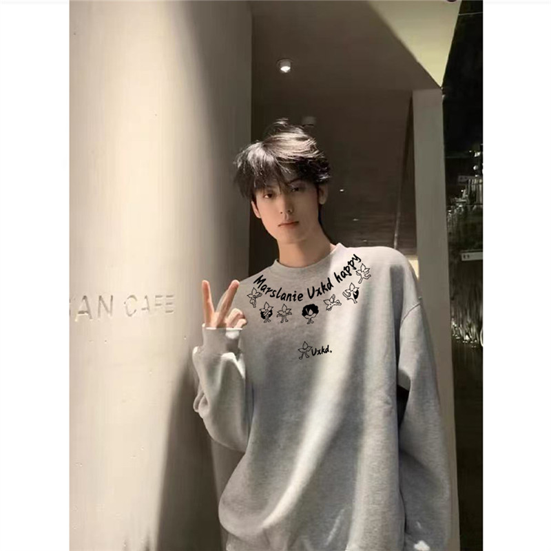 纯棉高街美式复古趣味圆领卫衣男