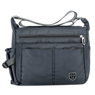 日本ぜいた厂家2019新款 包单肩斜挎包防泼水尼龙单肩书包日本 男士