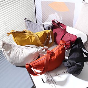 男装 单肩饺子包女式 女装 拎包四季 斜挎包包 时尚 日本ぜいた日单