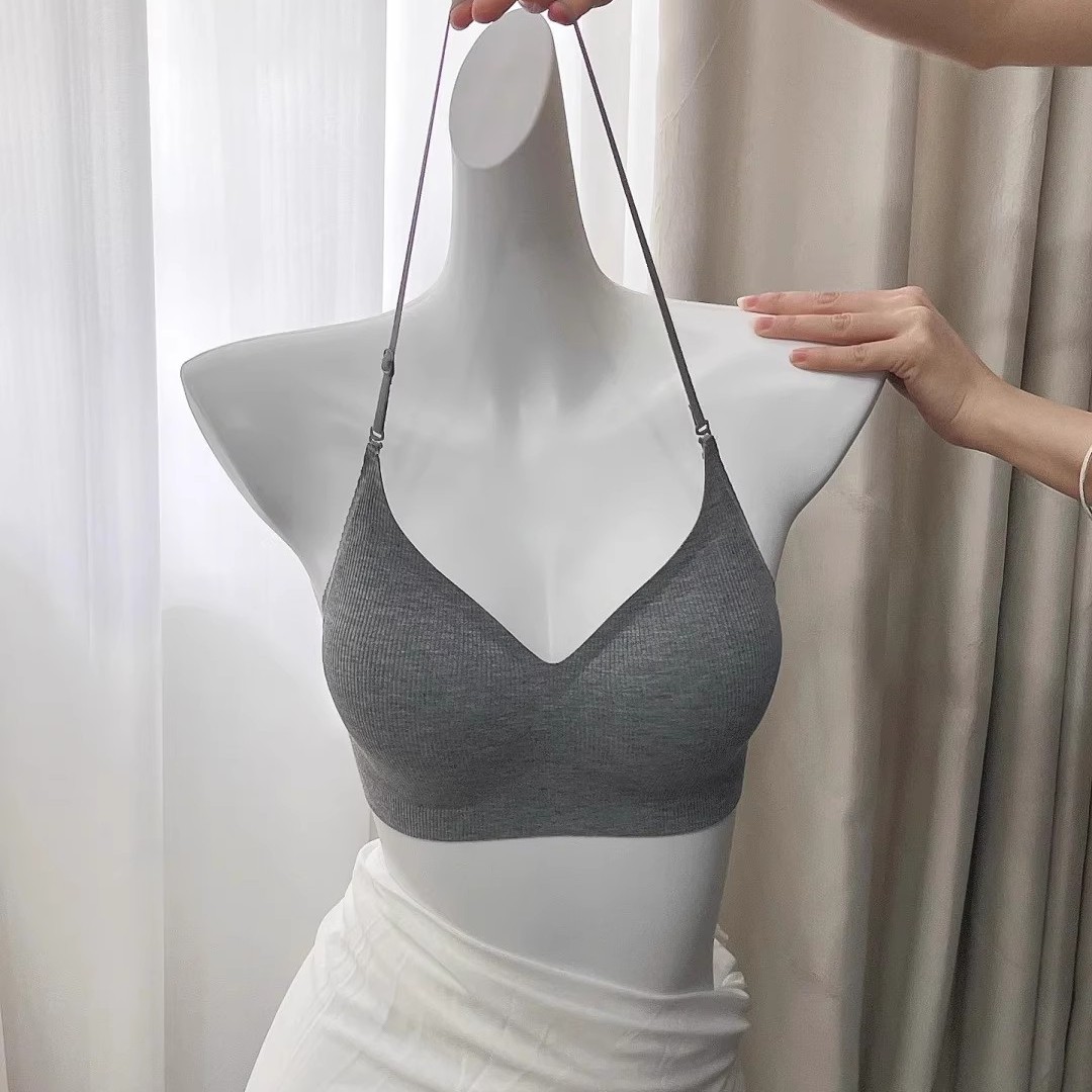 挂脖吊带美背小胸显大聚拢内衣收副乳无痕加厚交叉露背大u型文胸