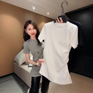 欧货设计感抽褶收腰t恤女短袖夏春2026新款修身显瘦下摆开叉上衣