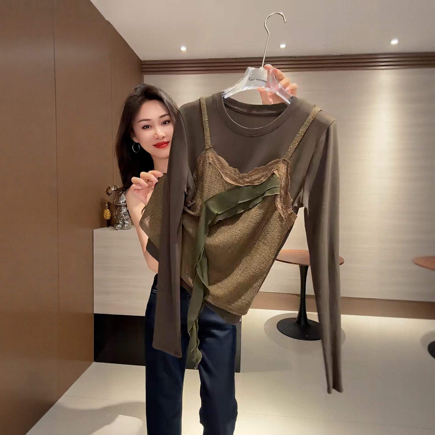 吊带蕾丝拼接荷叶边假两件t恤女图片