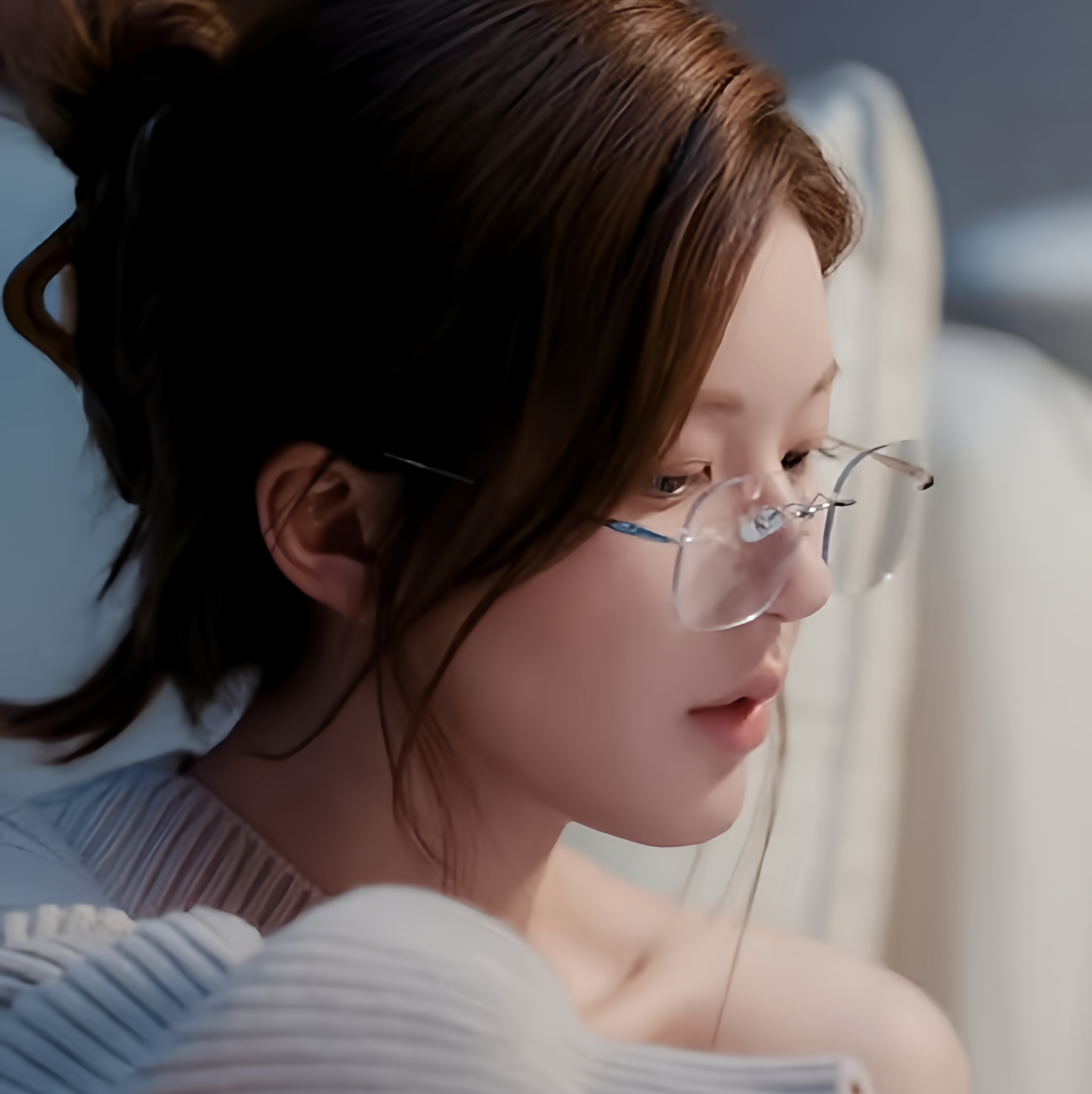 许我耀眼赵露思同款无框金丝无框超轻高级纯欲眼镜女近视可配度数