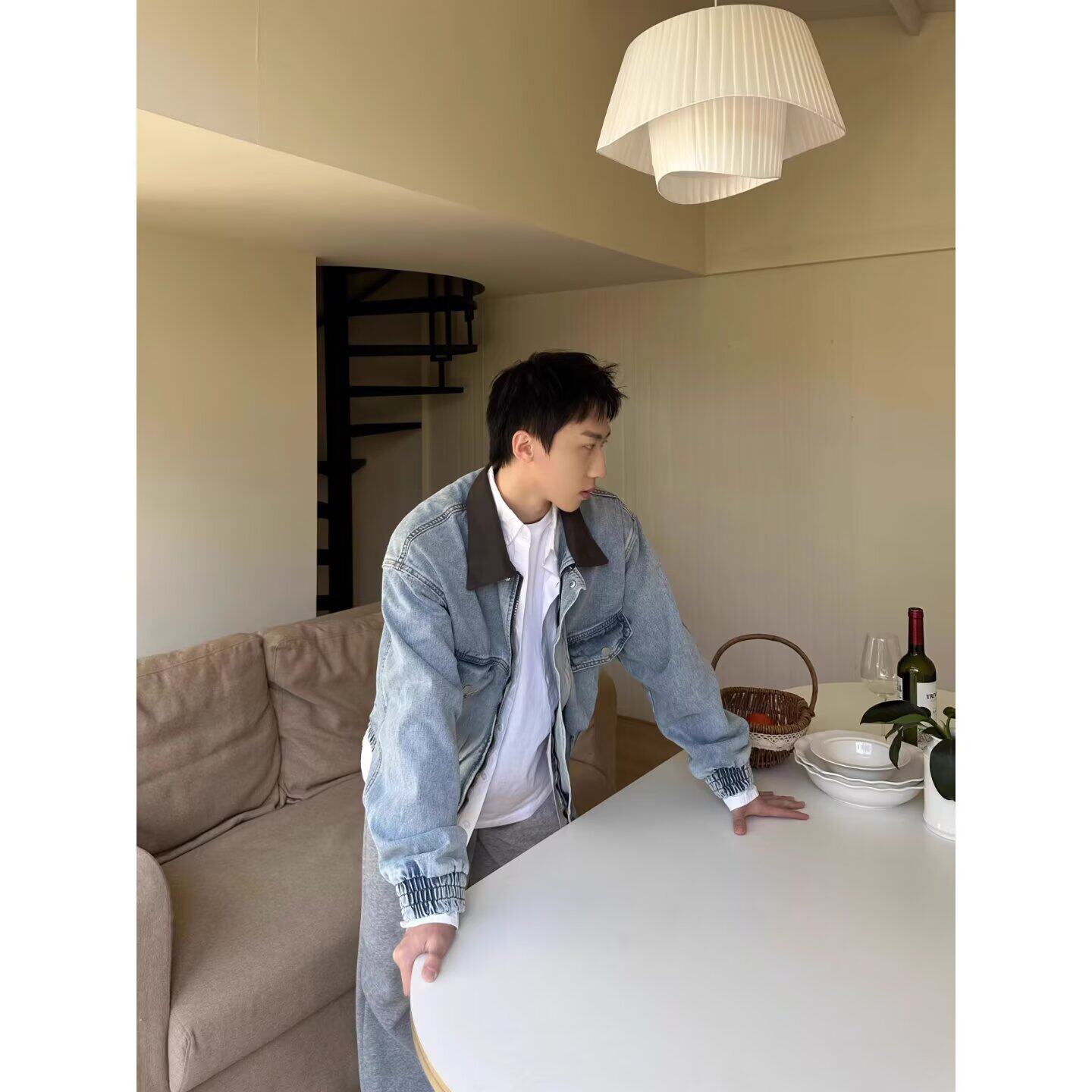 网图现货浅蓝色美式宽松拼皮翻领褶皱水洗牛仔外套J4002/P78,男装工装外套,星座205-3