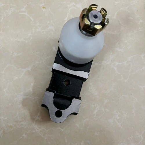 适用江淮顺畅客车江铃安凯宝斯通考斯特中巴上摆臂支臂悬挂球头