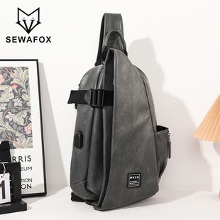 皮革胸包男款潮牌男士斜挎包机车斜肩包单肩包休闲男包设计感小众