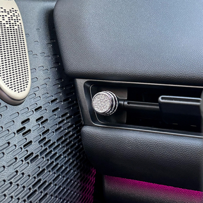 ONGO形动适用新款纯电J01宝马MINI出风口旋钮水晶钻石装饰车贴F65