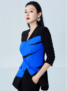 宝蓝色印黑条深V立领上衣73341A