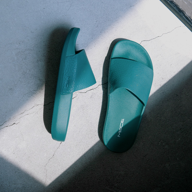 一字全牛皮纯色休闲透气新款拖鞋