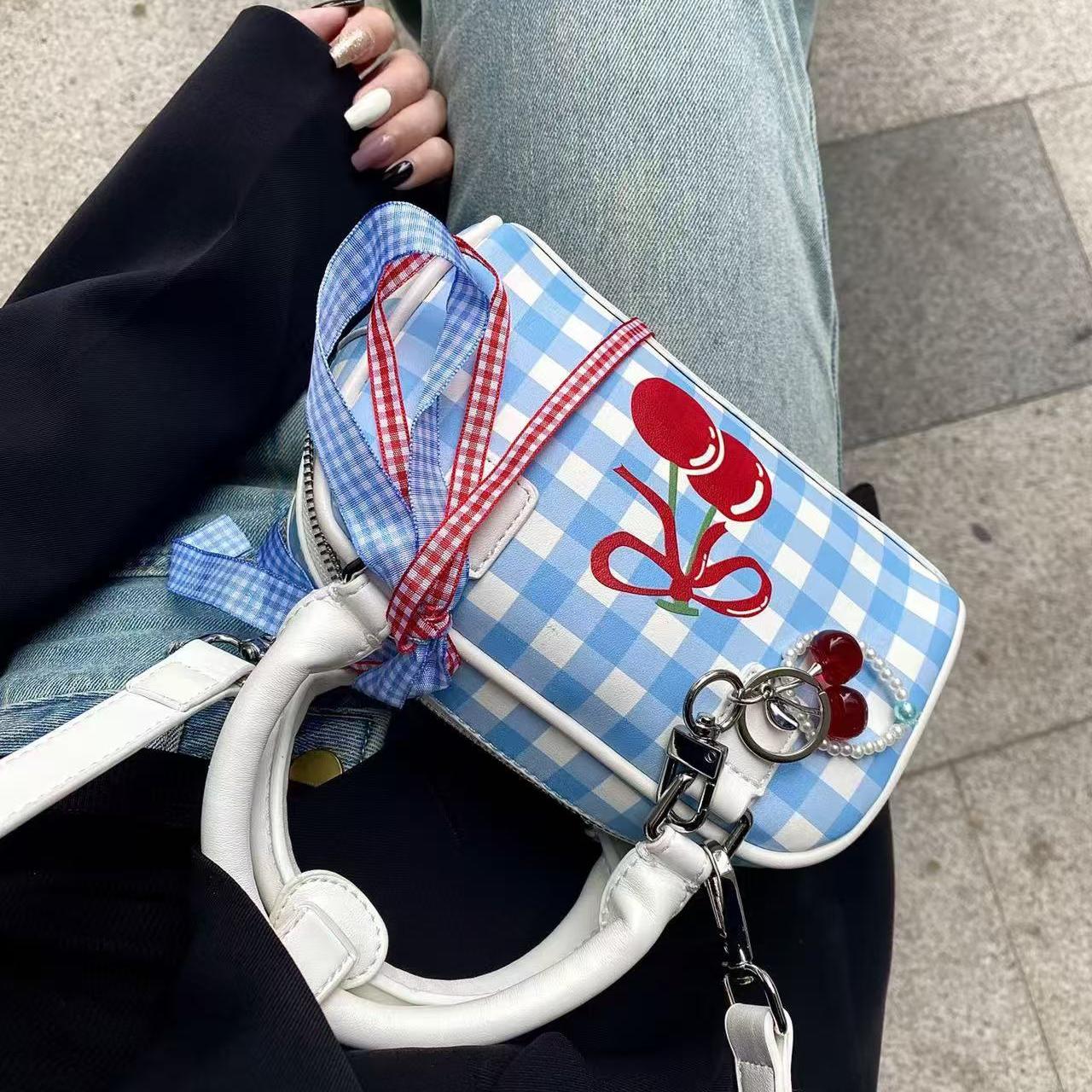 送挂件！YMBHZ樱桃格纹百搭星星波点手提波士顿枕头小方包斜挎包