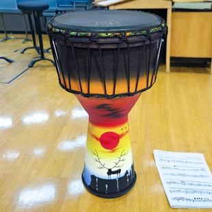 LD非洲鼓10.5寸手绘款免调音实木鼓腔演出录音初学者适用外出旅行
