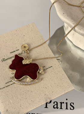 Willa｜马上好运红色丝绒排钻小马项链本命年高级小众设计毛衣链