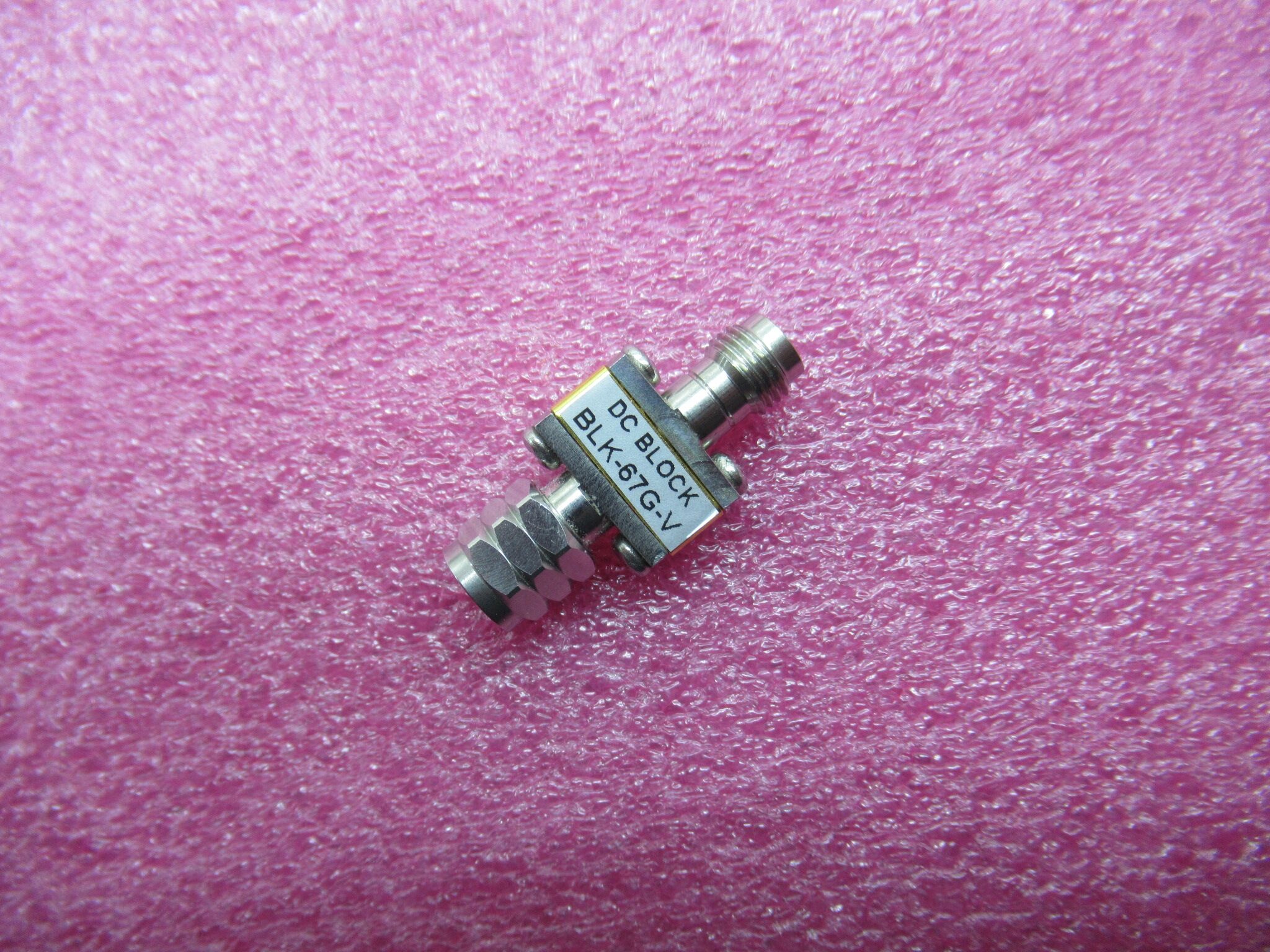 SHW4KHz-67GHz隔直器