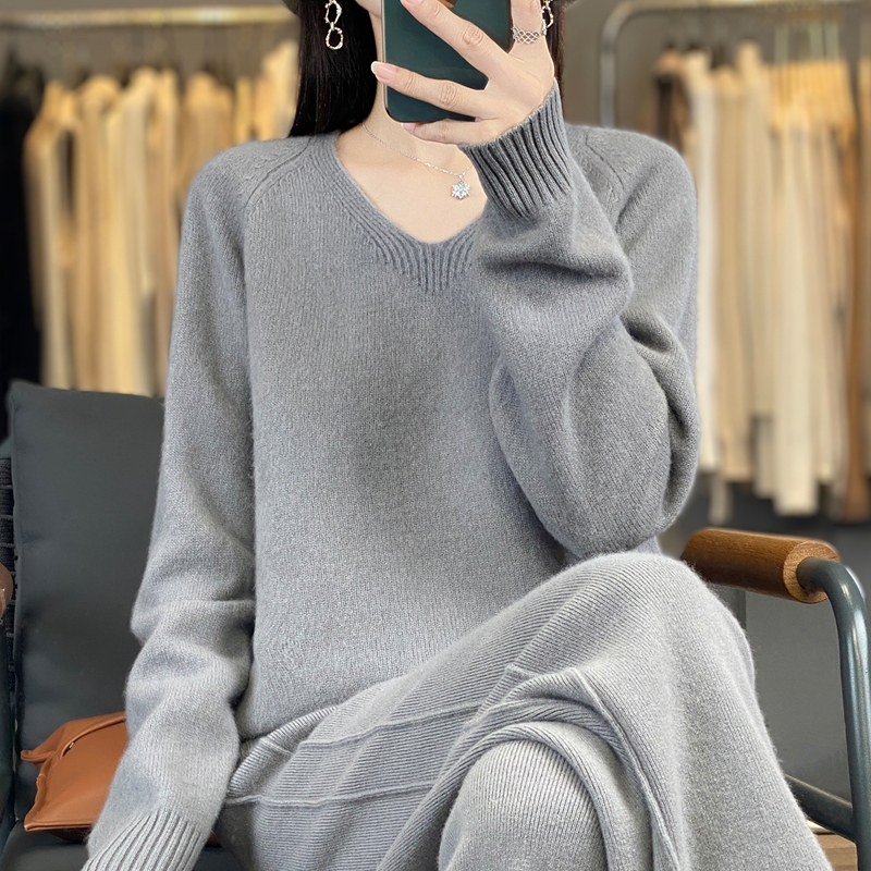 秋冬v领加厚全羊毛套装女