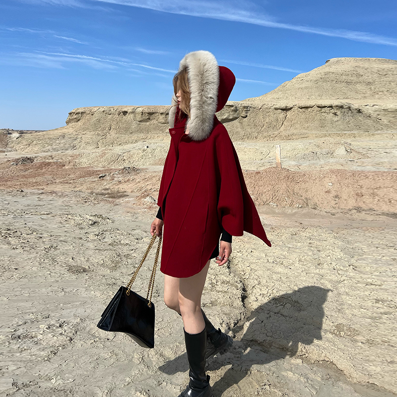 斗篷狐狸毛领双面羊绒大