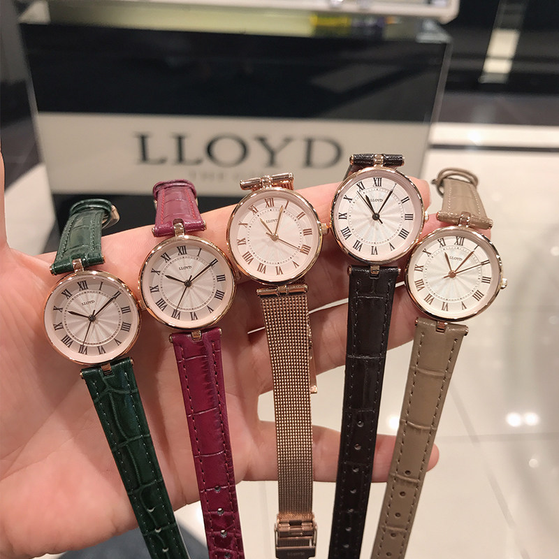 lloyd韩国专柜代购圆形罗马表盘 复古时尚真牛皮女石英手表黑棕色
