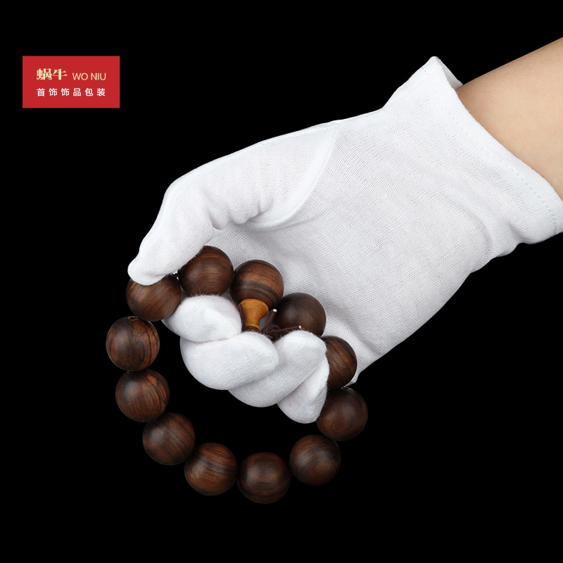 白色手套首饰作业珠宝服务
