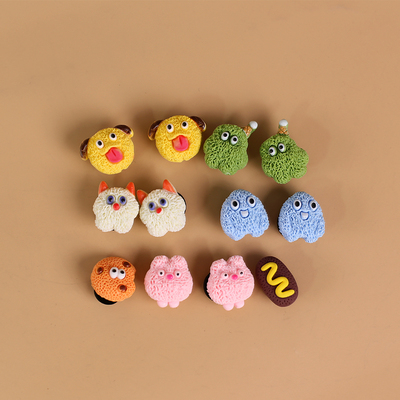 洞洞鞋配饰鞋花可爱卡通小红书推荐配件diy鞋扣毛绒绒小怪兽公仔