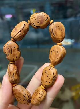 厂家桃核雕刻葫芦手串男女士文玩手串旅游生日礼物散珠葫芦