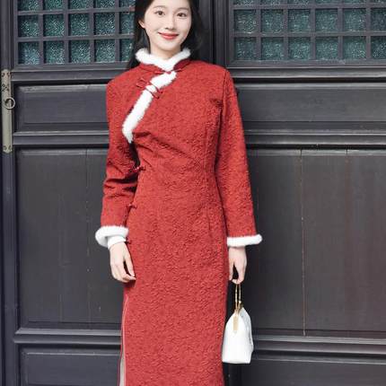 她来了复古馆新中式红色旗袍敬酒服高端修身冬季加绒加厚订婚拜年