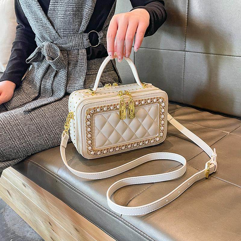 包包女2025新款秋冬真皮小香风单肩包高级手提包斜挎包盒子小方包