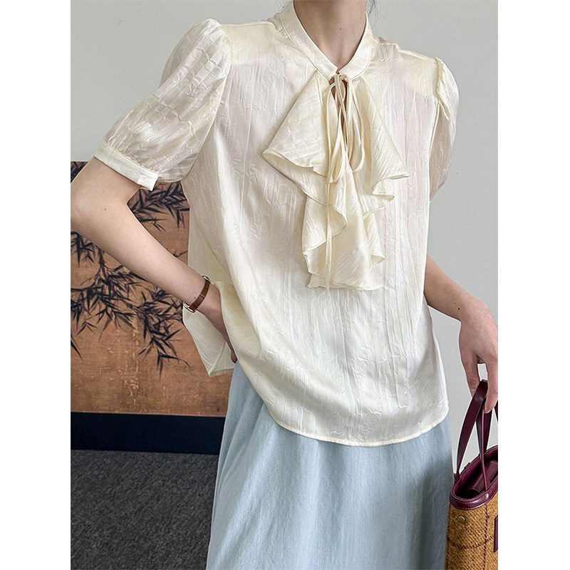 浅色蝴蝶结立领正肩洋气女士衬衫泡泡袖木耳边荷叶边衬衣气质上衣