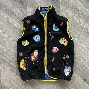 Embrideried Skull 羊羔绒刺绣两面穿马甲背心 Kountry Kapital