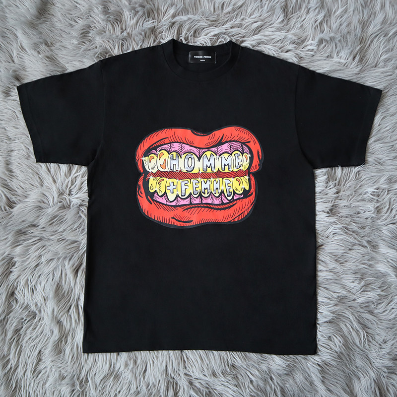 homme femme tour 烈焰红唇ins同款 短袖 t恤