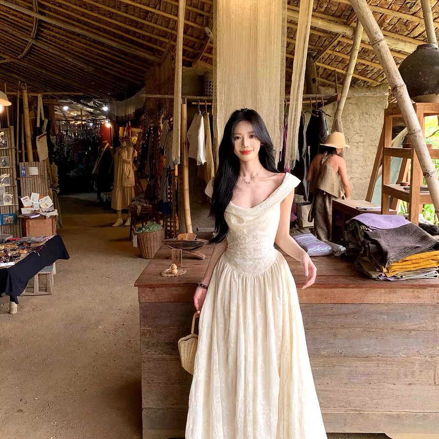 一颗甜桃yikett维多利亚吊带连衣裙女夏季法式绝美小连身裙