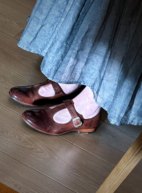 Mantova 曼托瓦2025新款水洗马皮复古玛丽珍鞋圆头平跟女纯色单鞋