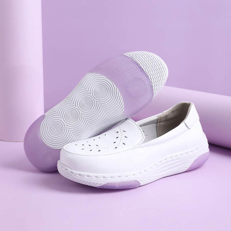 妮狒狒舒适厚底百搭护士鞋